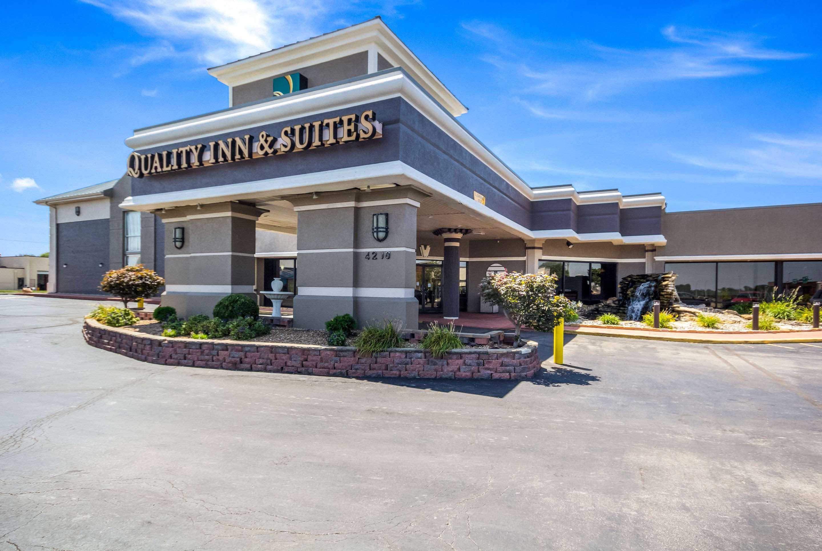 Quality Inn & Suites Kansas City - Independence I-70 East Extérieur photo