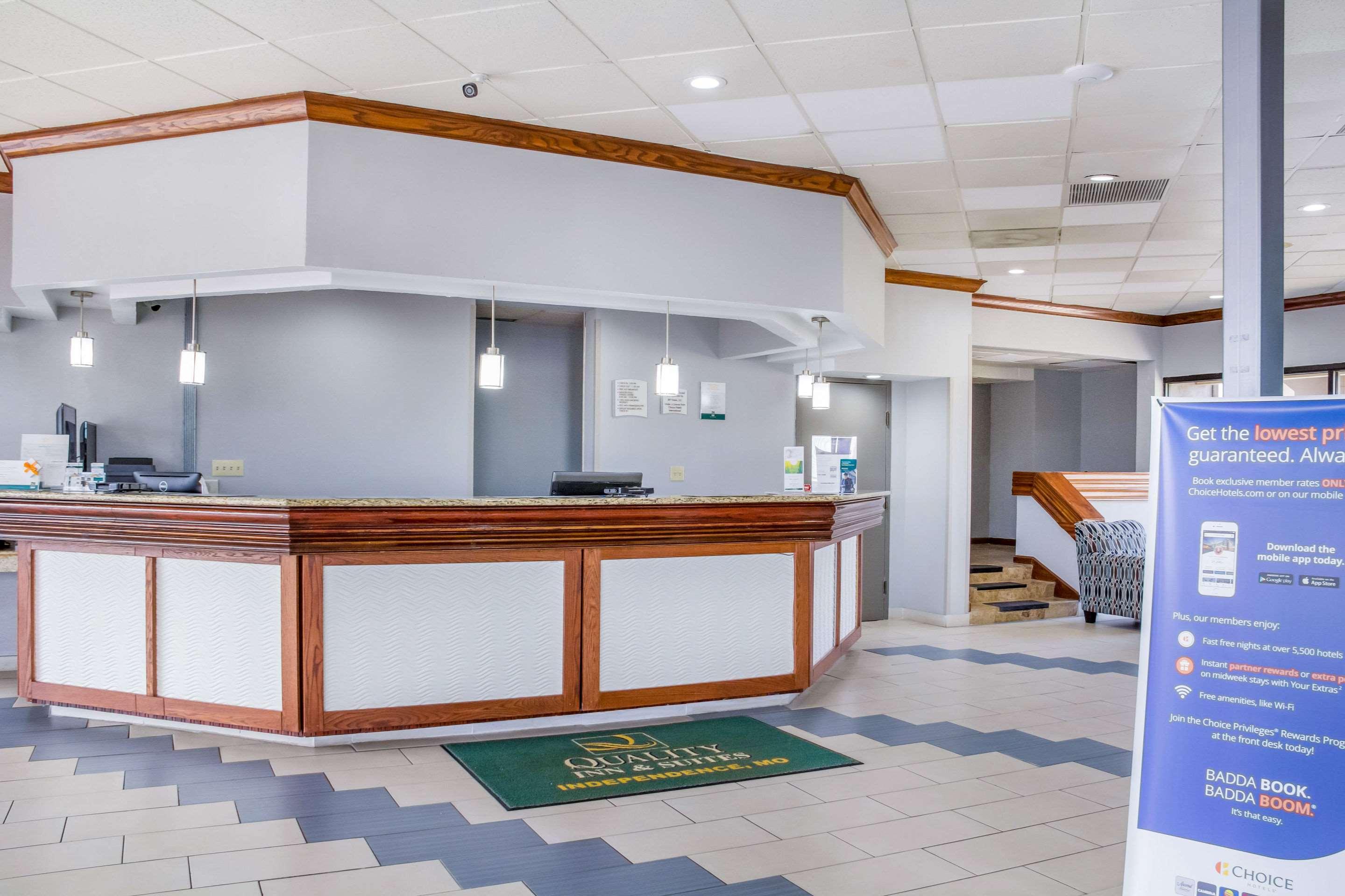 Quality Inn & Suites Kansas City - Independence I-70 East Extérieur photo
